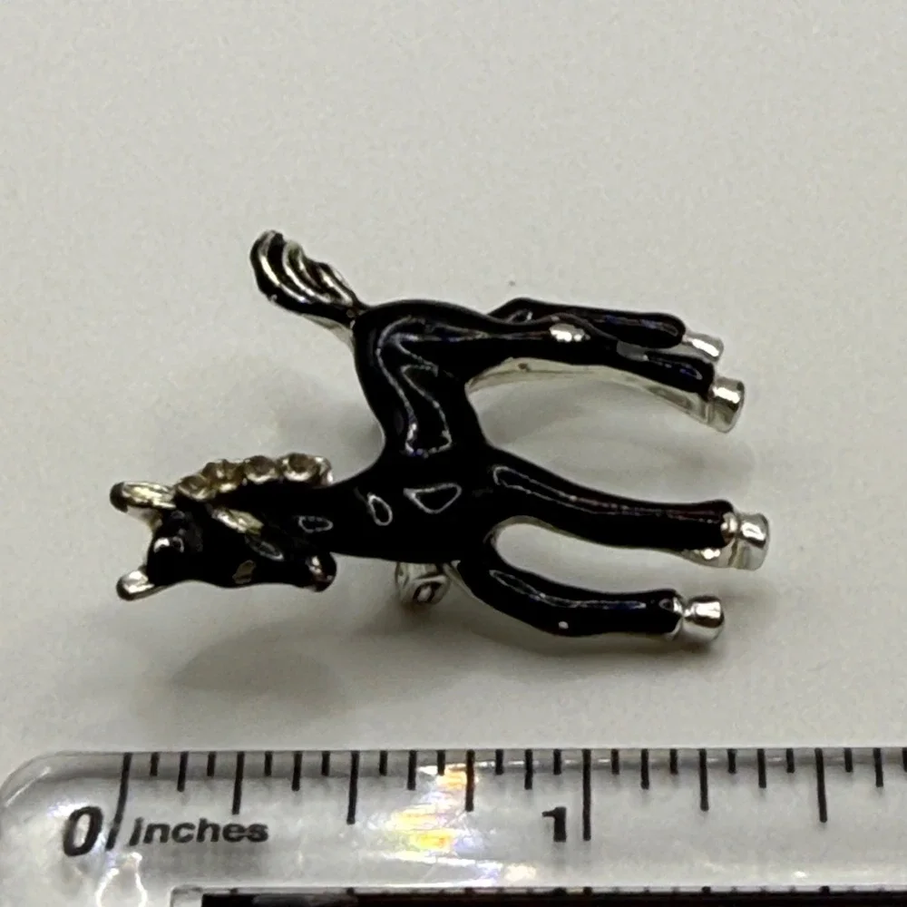 Vintage Black Enamel Horse Foal Brooch Silver Tone Equestrian Pony Pin Figural